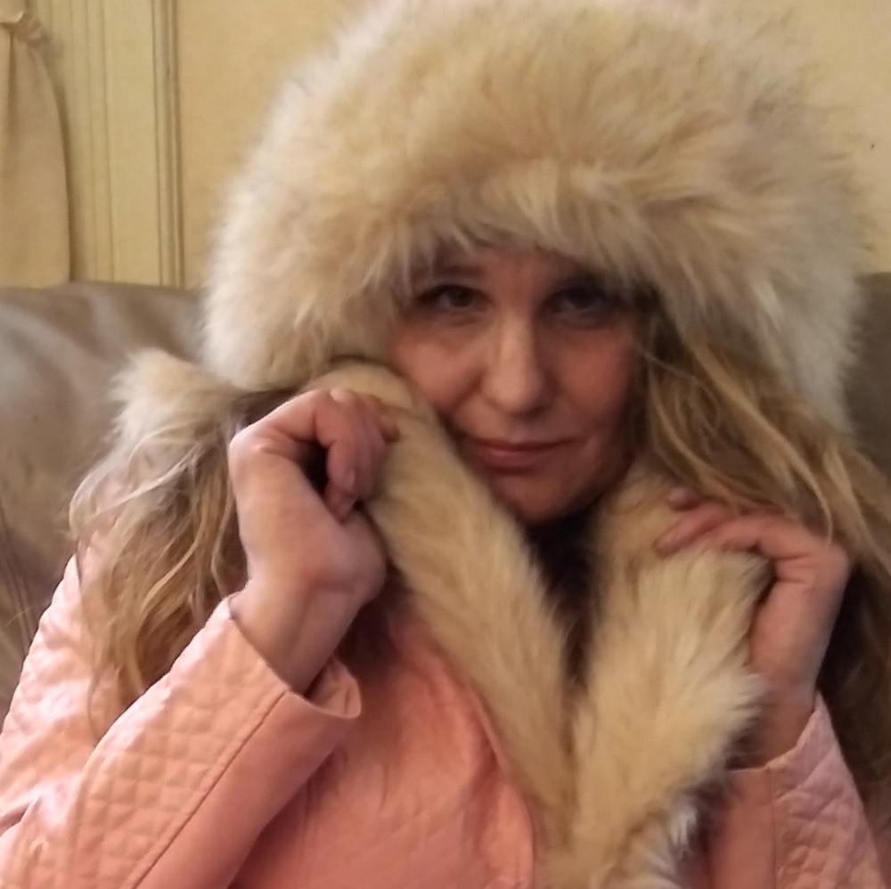 Fur hat